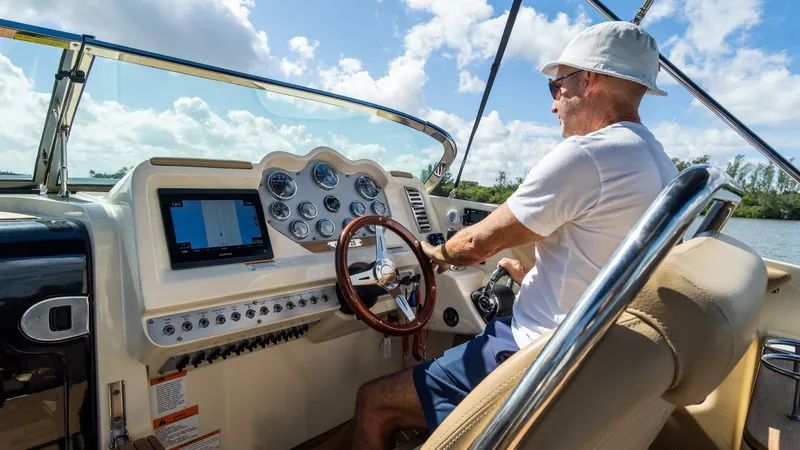 Slide: The Image of Chris-Craft Corsair Heritage Edition 2017 - 5809708