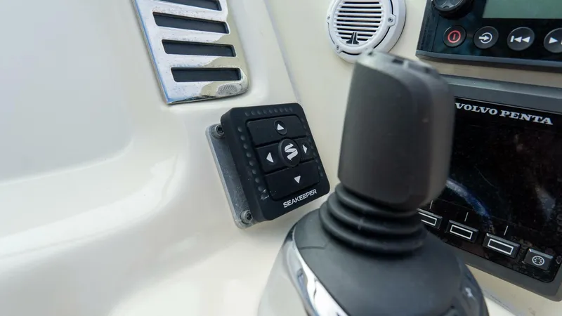 Slide: The Image of Chris-Craft Corsair Heritage Edition 2017 - 5809715