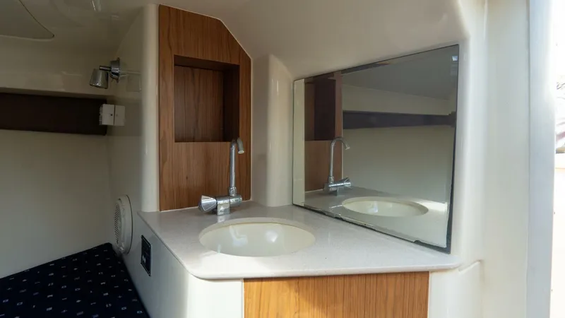 Slide: The Image of Chris-Craft Corsair Heritage Edition 2017 - 5809757