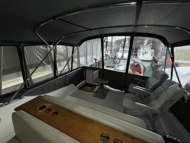 Slide: The Image of Gulf 41 Sedan 1982 - 5768007