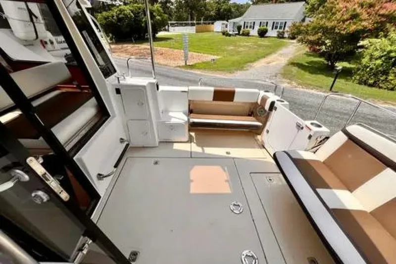 Slide: The Image of Ranger Tug R-29 S 2017 - 5771528