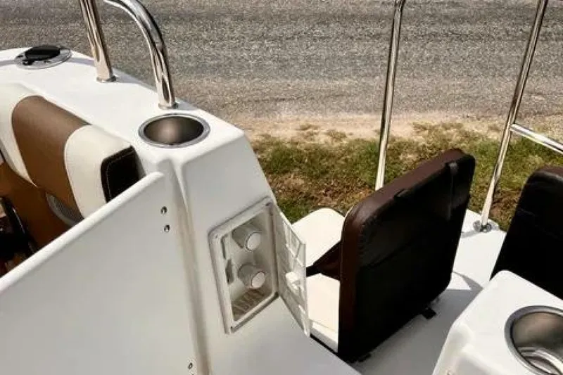 Slide: The Image of Ranger Tug R-29 S 2017 - 5771538