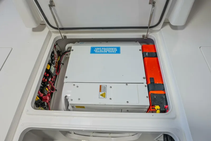 Slide: The Image of 2023 Vallhalla 33V - T/T SILVERTIME - 5831380