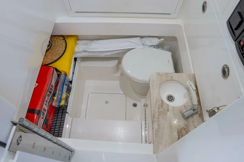 Slide: The Image of 2023 Vallhalla 33V - T/T SILVERTIME - 5831387