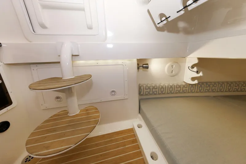 Slide: The Image of Cabin Entrance & Berth - 5770334