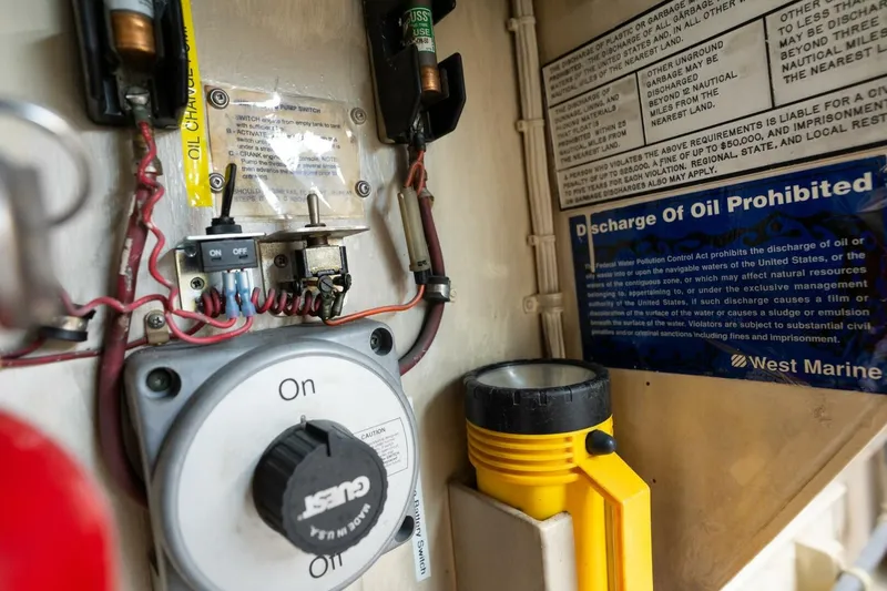 Slide: The Image of Hatteras 53 Yacht Fisherman 1978 - 5779265