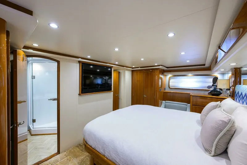 Slide: The Image of Master Stateroom - 7674087