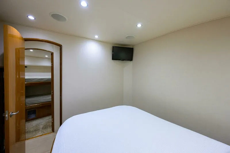 Slide: The Image of Guest Cabin - 7674101