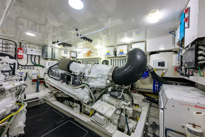 Slide: The Image of Engine Room - 7674128
