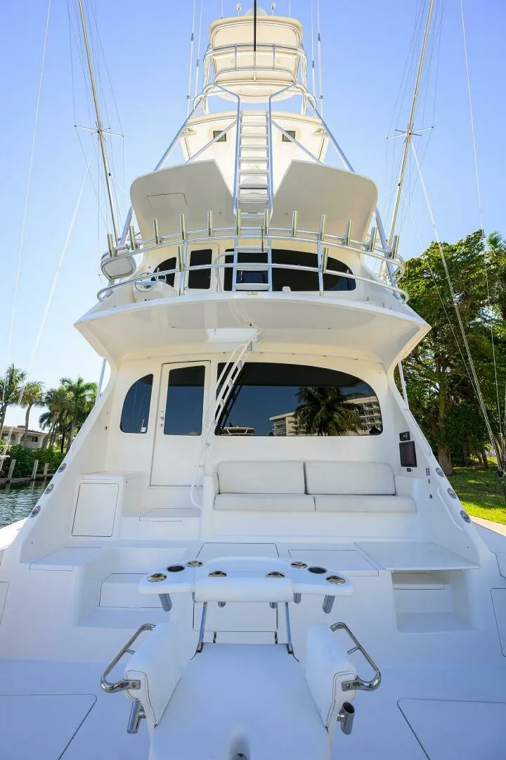 Slide: The Image of Cockpit & Flybridge - 7674126