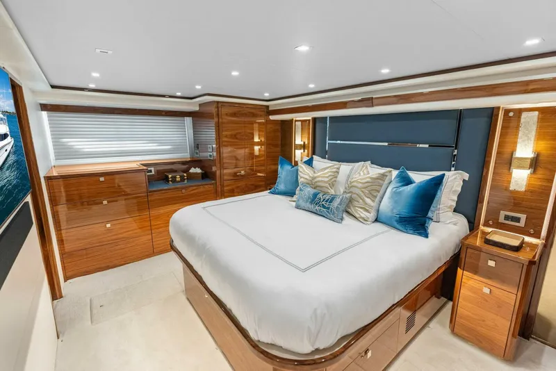 Slide: The Image of 2026 Viking 82 Convertible- TEAM HARVEY I- Master Stateroom - 5771096