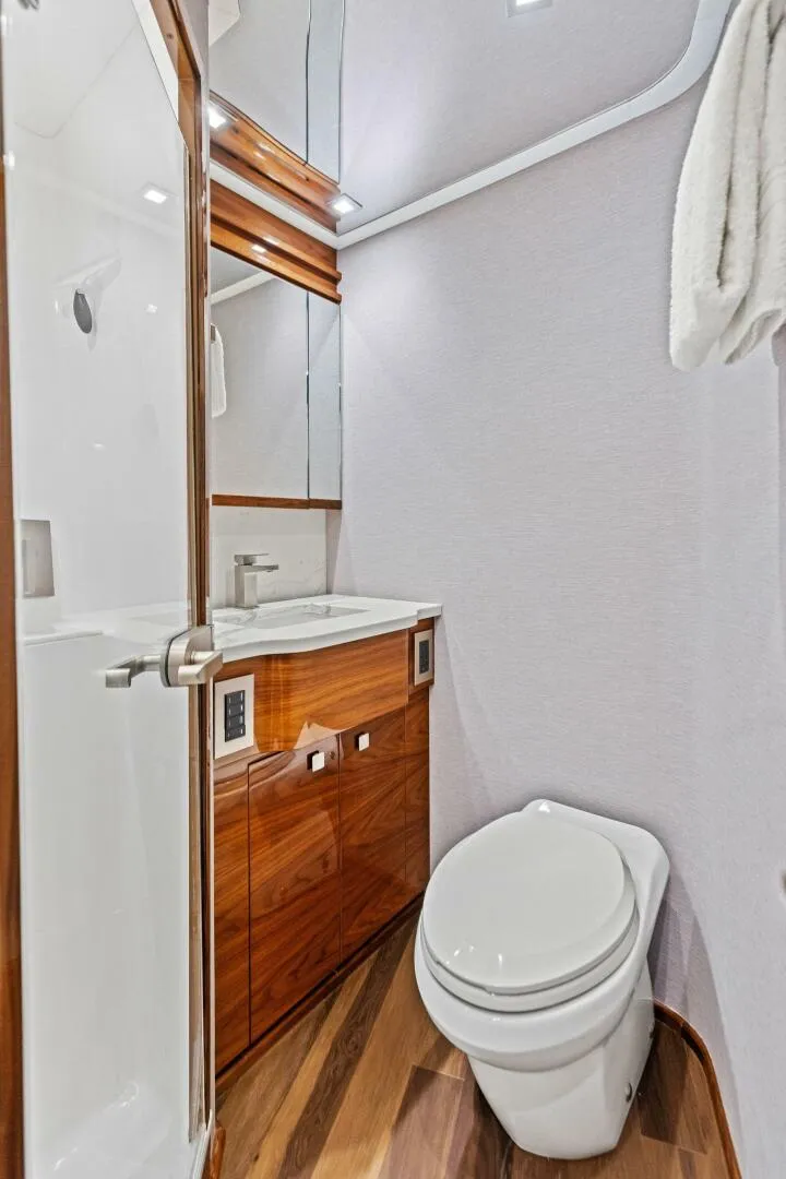 Slide: The Image of 2026 Viking 82 Convertible- TEAM HARVEY I- Port Stateroom Head - 5771056