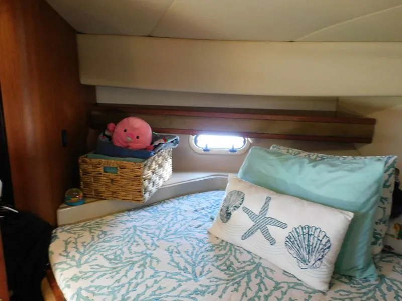 Slide: The Image of Cruisers 3750 Motoryacht 2003 - 5772558