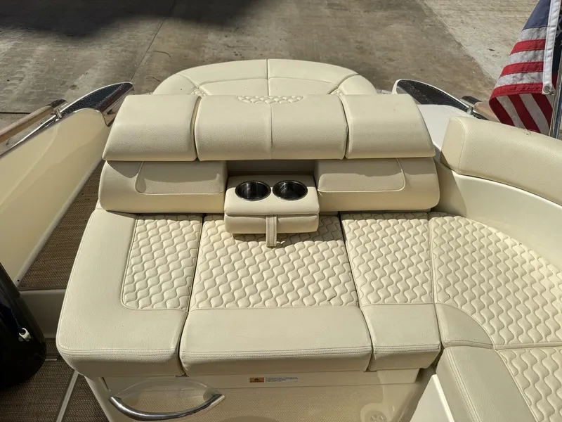 Slide: The Image of Chris-Craft 28 2019 - 5771241