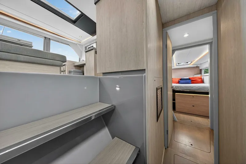 Slide: The Image of Leopard 45 2021 - 5771254