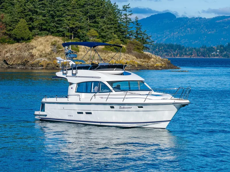 Slide: The Image of Nimbus 405 Flybridge 2023 - 5771593