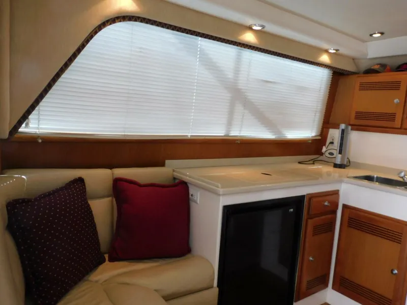 Slide: The Image of Cabo 35 Flybridge Sportfisher 1999 - 5771756