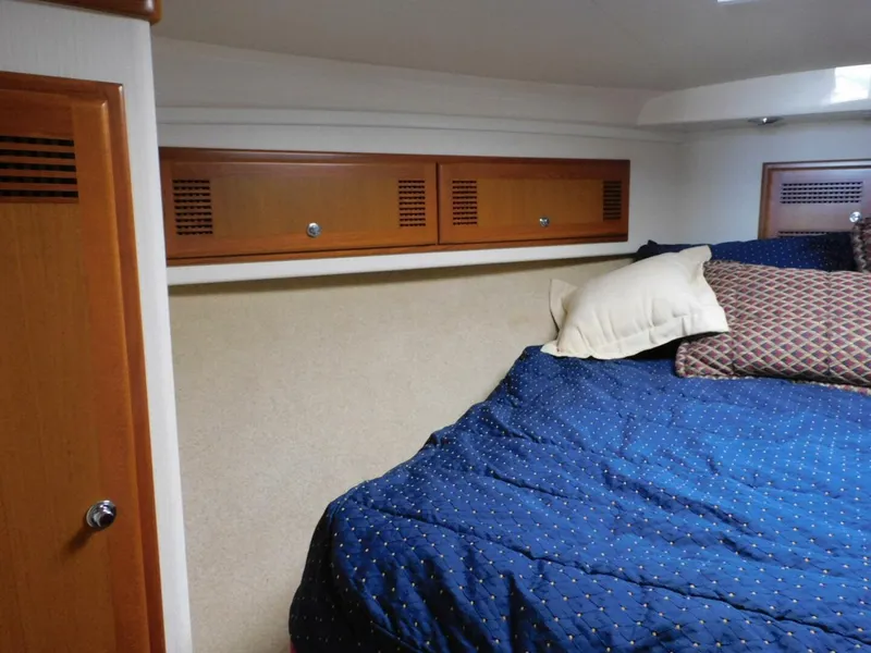 Slide: The Image of Cabo 35 Flybridge Sportfisher 1999 - 5771759