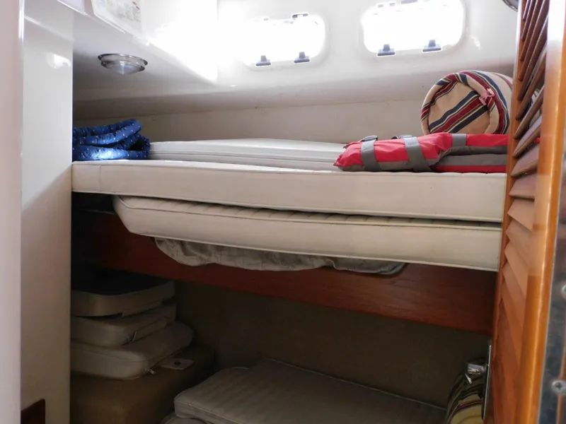 Slide: The Image of Cabo 35 Flybridge Sportfisher 1999 - 5771764