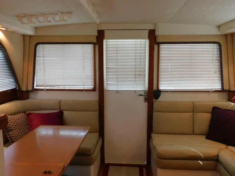 Slide: The Image of Cabo 35 Flybridge Sportfisher 1999 - 5771747