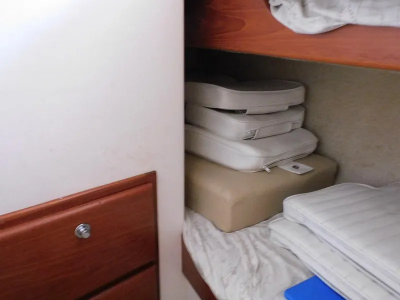 Slide: The Image of Cabo 35 Flybridge Sportfisher 1999 - 5771765