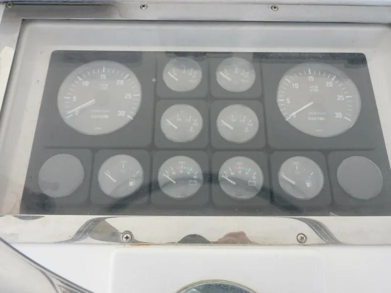 Slide: The Image of Cabo 35 Flybridge Sportfisher 1999 - 5771775