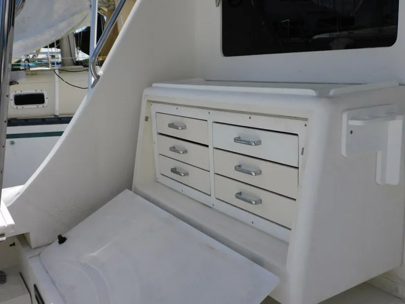 Slide: The Image of Cabo 35 Flybridge Sportfisher 1999 - 5771778