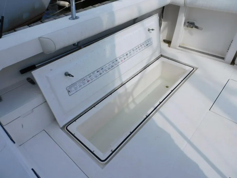 Slide: The Image of Cabo 35 Flybridge Sportfisher 1999 - 5771782