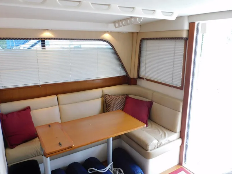 Slide: The Image of Cabo 35 Flybridge Sportfisher 1999 - 5771749