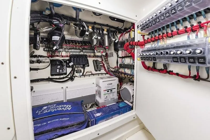 Slide: The Image of 0005501950 - 5855776