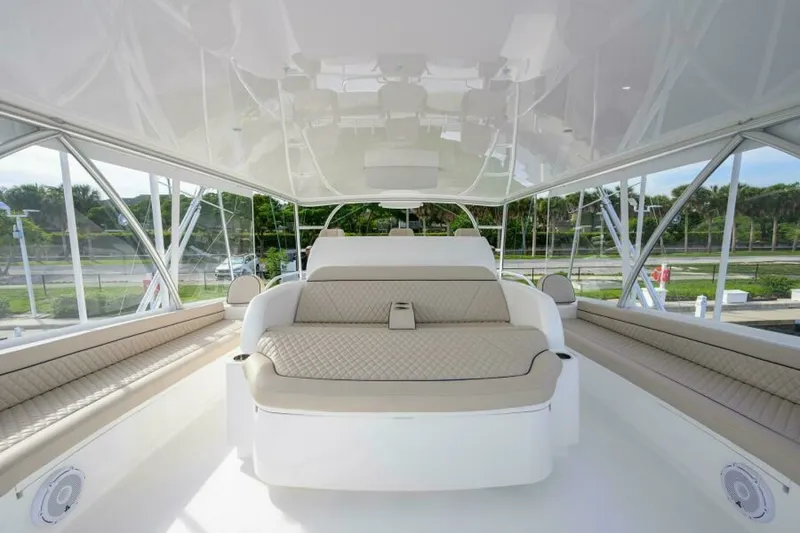 Slide: The Image of Viking 80 - KEMOSABE - Flybridge 2024 Viking 80 Convertible KEMOSABE - 7650477