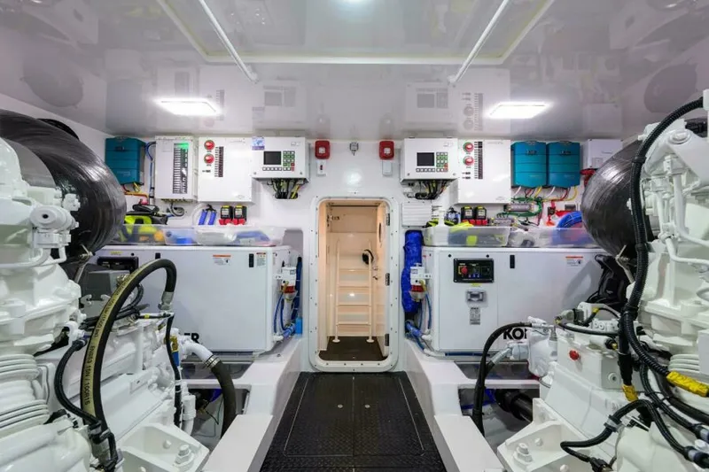 Slide: The Image of Viking 80 - KEMOSABE - Engine Room 2024 Viking 80 Convertible KEMOSABE - 7650484