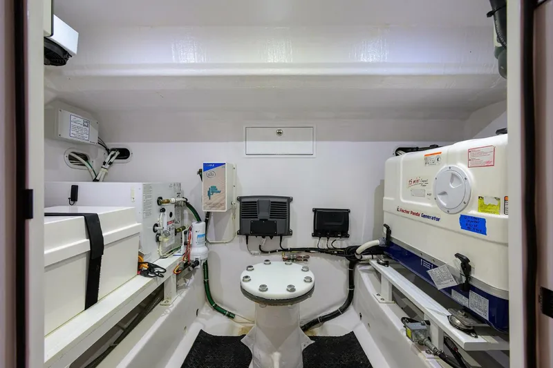 Slide: The Image of Valhalla 55 - LITTLE KEMOSABE - Mechanical Room - 5772259