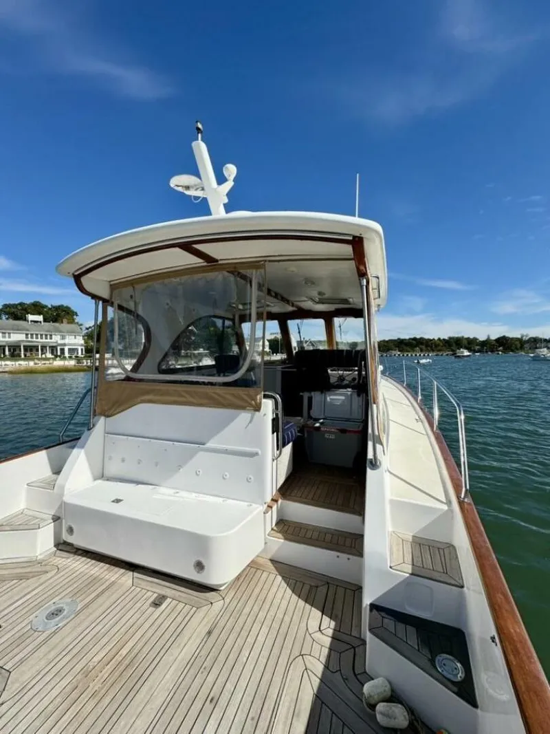 Slide: The Image of Legacy 34 Sport Express 2007 - 5772388