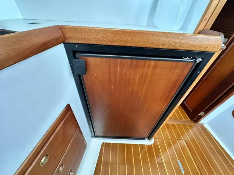 Slide: The Image of Legacy 34 Sport Express 2007 - 5772418