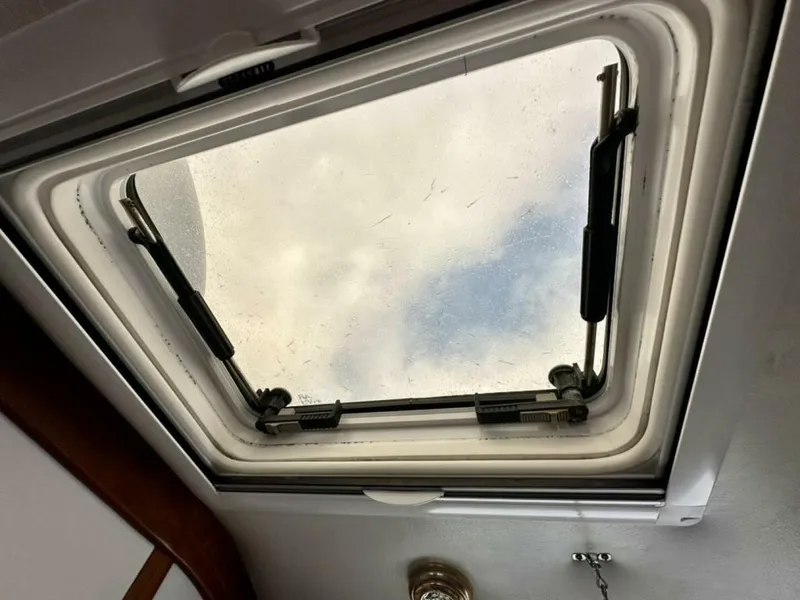 Slide: The Image of Legacy 34 Sport Express 2007 - 5772423