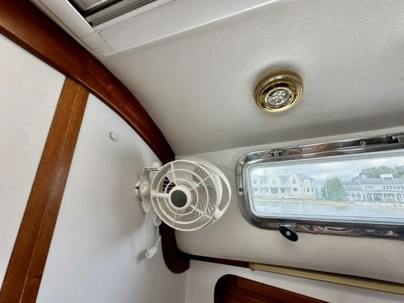 Slide: The Image of Legacy 34 Sport Express 2007 - 5772424