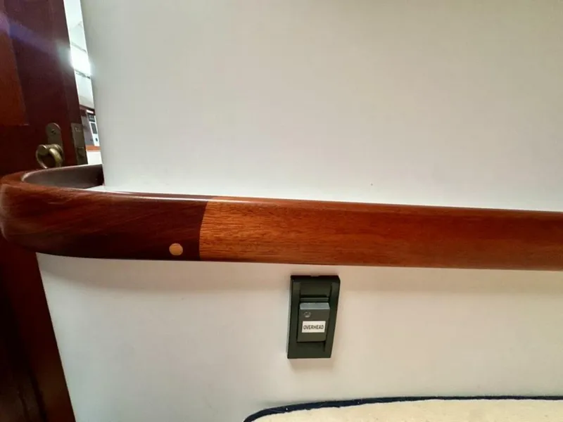 Slide: The Image of Legacy 34 Sport Express 2007 - 5772433