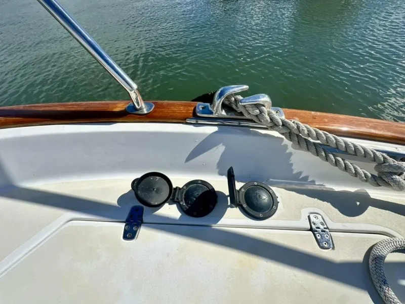 Slide: The Image of Legacy 34 Sport Express 2007 - 5772437