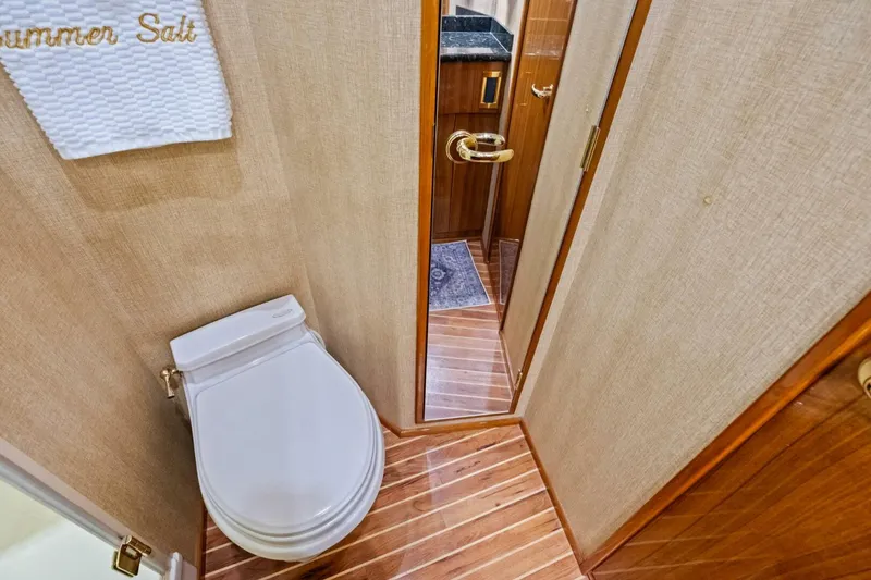 Slide: The Image of 2006 Viking 56 Convertible SUMMER SALT - 5773126