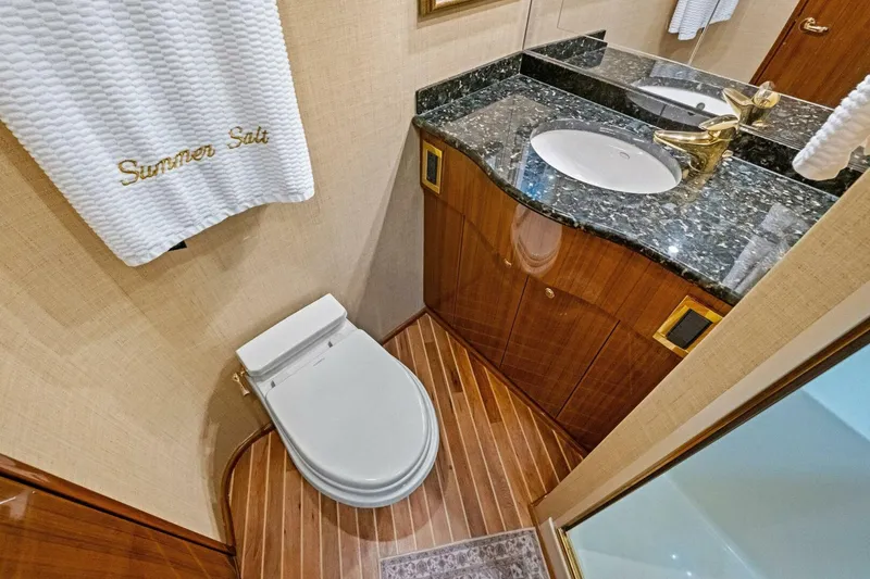 Slide: The Image of 2006 Viking 56 Convertible SUMMER SALT - 5773131