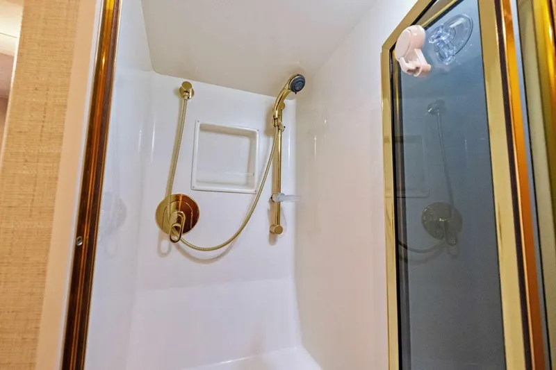 Slide: The Image of 2006 Viking 56 Convertible SUMMER SALT - 5773133