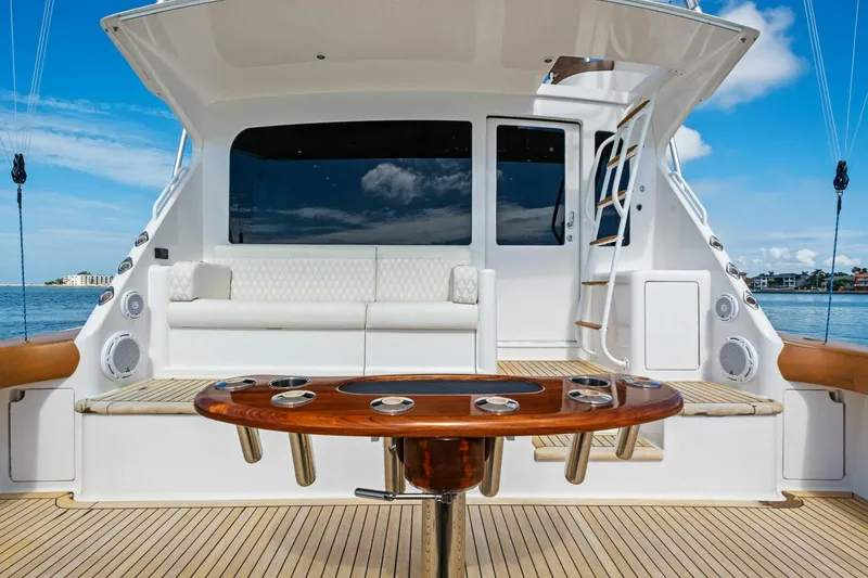 Slide: The Image of 2006 Viking 56 Convertible SUMMER SALT - 5773139