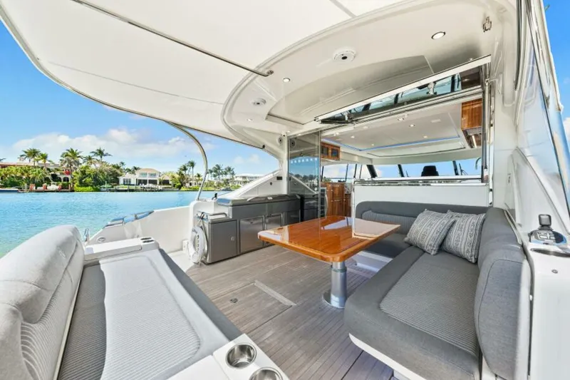Slide: The Image of Riviera 5400 Sport Yacht Platinum Edition 2022 - 5772624