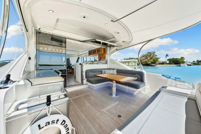 Slide: The Image of Riviera 5400 Sport Yacht Platinum Edition 2022 - 5772625