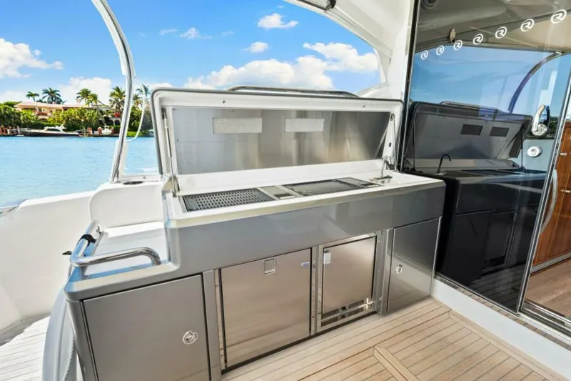 Slide: The Image of Riviera 5400 Sport Yacht Platinum Edition 2022 - 5772634