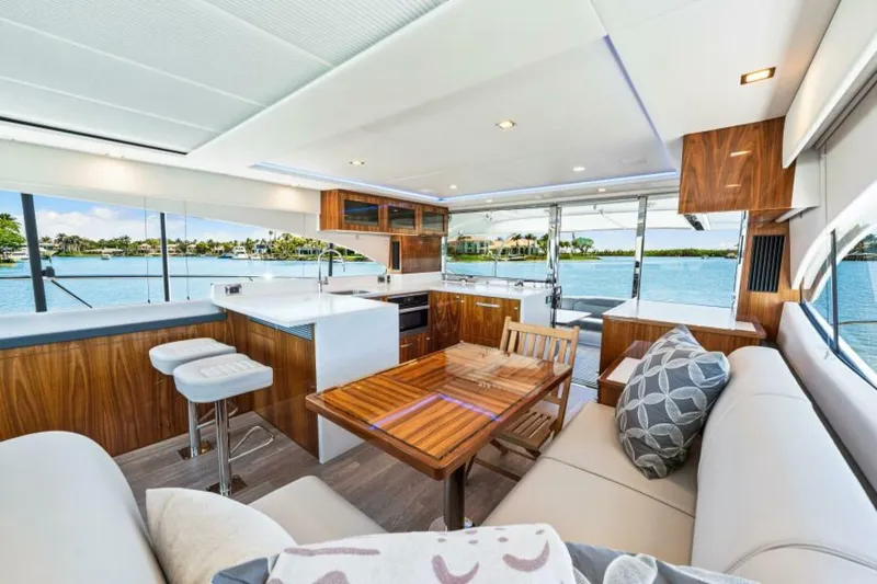 Slide: The Image of Riviera 5400 Sport Yacht Platinum Edition 2022 - 5772653