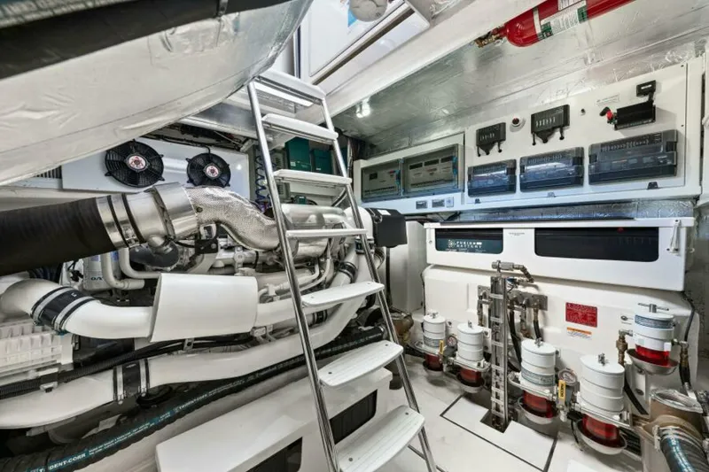 Slide: The Image of Riviera 5400 Sport Yacht Platinum Edition 2022 - 5772688