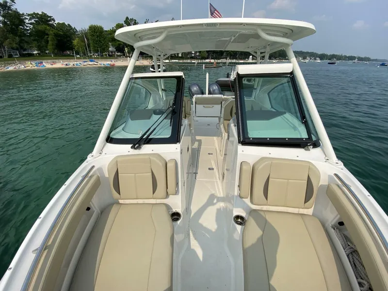 Slide: The Image of Pursuit 266 Dual Console 2021 - 5773221
