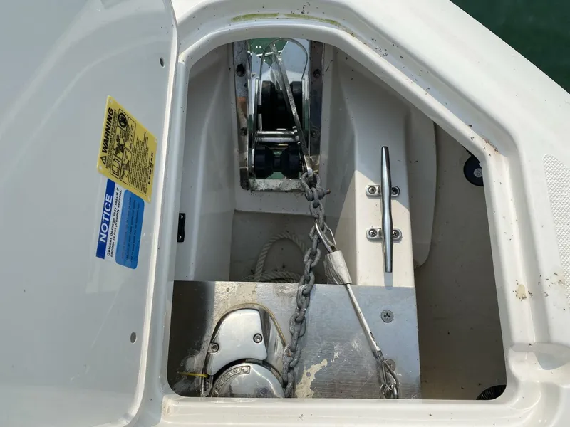 Slide: The Image of Pursuit 266 Dual Console 2021 - 5773225